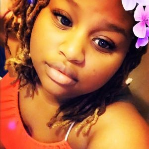 Meet your Posher, Anne